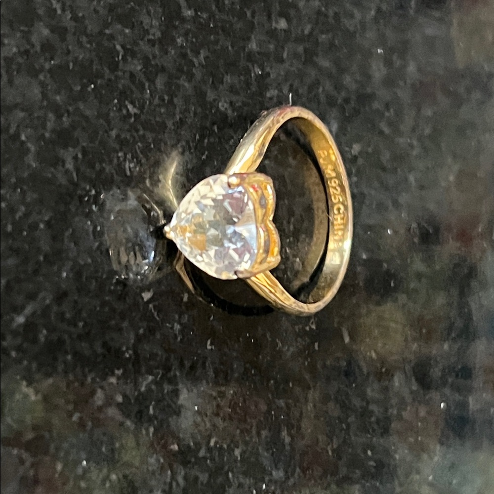 Sterling silver marked 925 Heart-Cut Cubic Zirconia Ring in Gold color